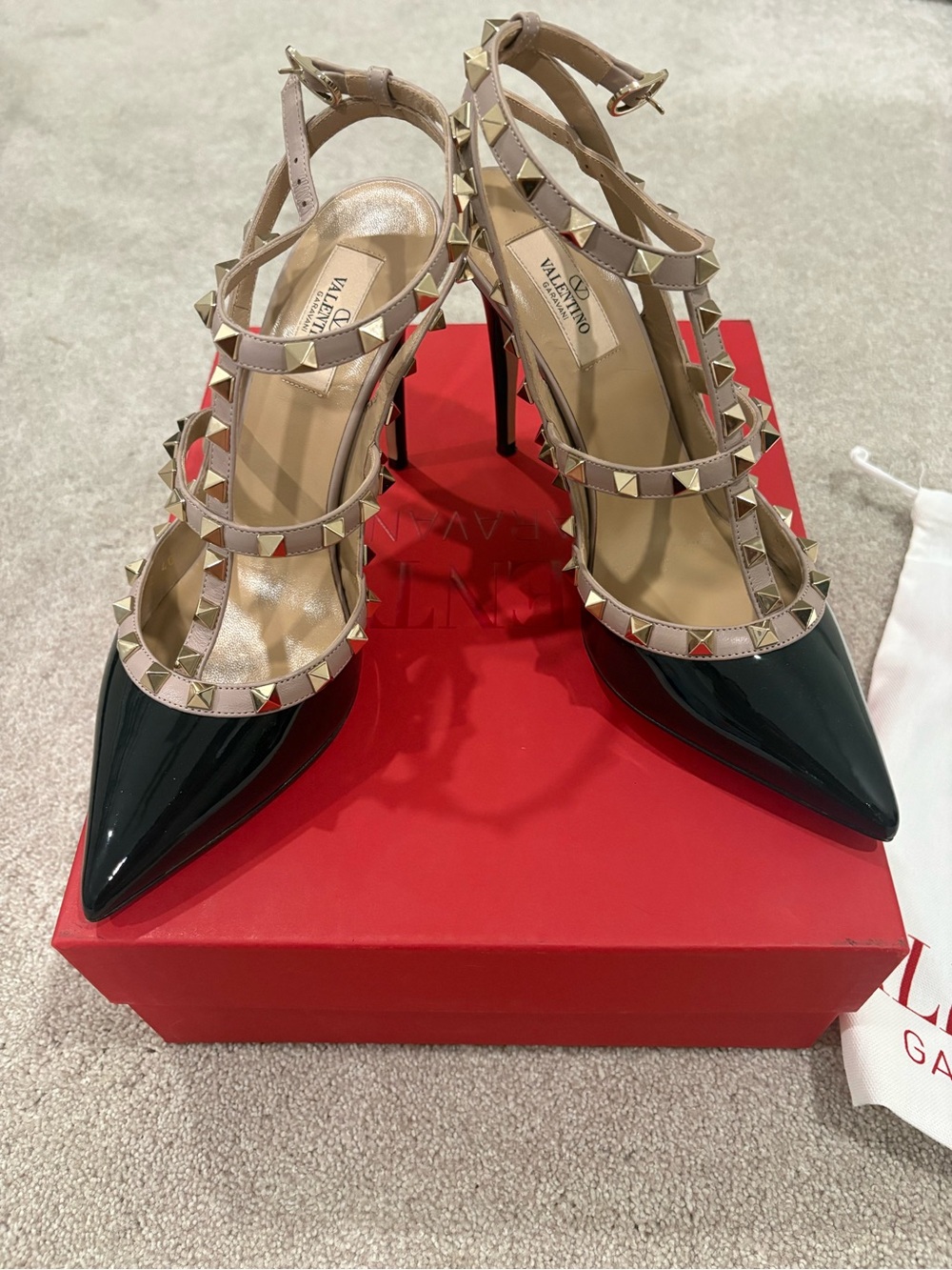 Valentino Garavani Black Patent and Nude Rockstud T-Strap Pumps